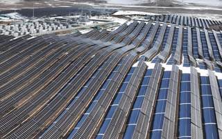 构网型储能行业：新疆领跑 单个项目趋向大型化 华为等技术领先企业将占据更多份额