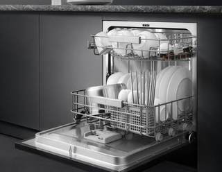 我国洗碗机行业竞争现状：线下销售渠道占比有所回升 线上市场品牌竞争则更为激烈