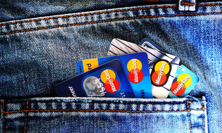 我国信用卡“吃香”时代渐远 行业供给持续过剩 将进入存量经营时代