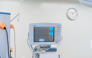 手术机器人引领临床术式的新一轮变革 行业未来前景广阔