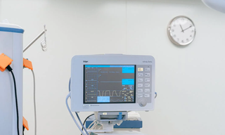 我国医用直线加速器行业集中度较高 市场主要被国外企业占据