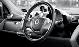 汽车智能化进入高速发展阶段 国内智能汽车行业商业化落地步伐加快