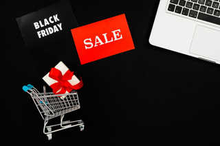 我国跨境电商行业：优势与潜力持续释放 AI助力开启智能新时代